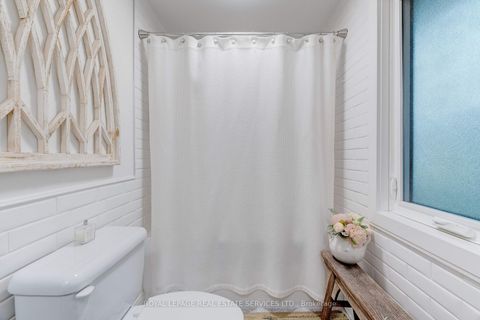 Photo 24 at 132 Sparling Court, SW Southwest, Oakville