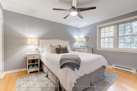 Photo 25 at 132 Sparling Court, SW Southwest, Oakville