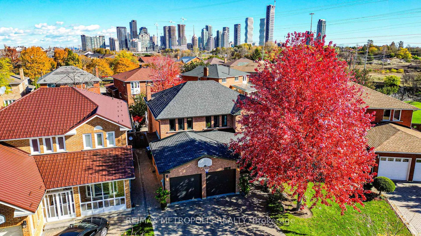 4392 Grassland Crescent, East Credit, Adjala-Tosorontio by Loree Meneguzzi Real Estate 4392 Grassland Crescent, East Credit, Adjala-Tosorontio