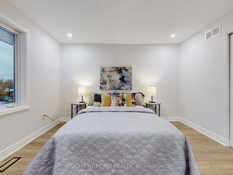 Photo 25 at 19 shaughnessy Boulevard, Henry Farm, Toronto