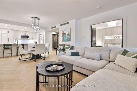 Photo 14 at 129 - 1 Benvenuto Place, Casa Loma, Toronto