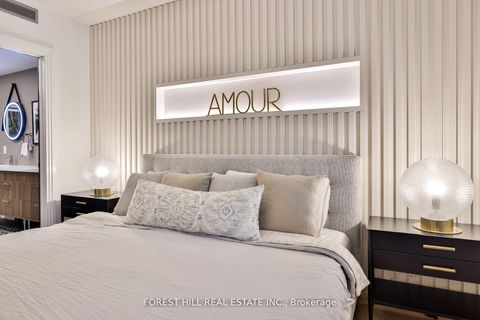 Photo 22 at 129 - 1 Benvenuto Place, Casa Loma, Toronto