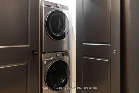 Photo 34 at 129 - 1 Benvenuto Place, Casa Loma, Toronto