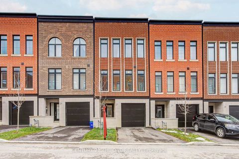 Photo 0 at 27 Chestnut Court, Rural Aurora, Aurora