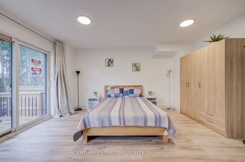 Photo 5 at 27 Chestnut Court, Rural Aurora, Aurora