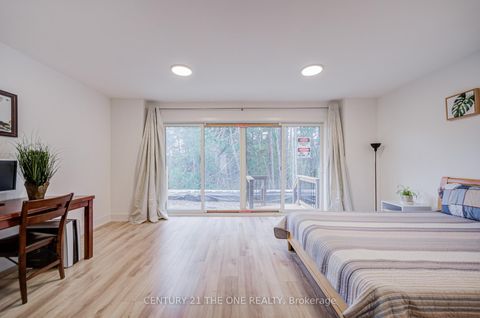 Photo 6 at 27 Chestnut Court, Rural Aurora, Aurora