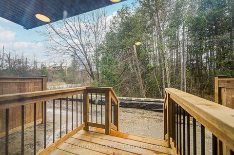 Photo 7 at 27 Chestnut Court, Rural Aurora, Aurora