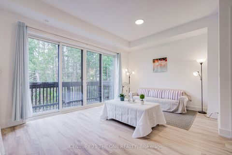 Photo 10 at 27 Chestnut Court, Rural Aurora, Aurora