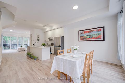 Photo 19 at 27 Chestnut Court, Rural Aurora, Aurora