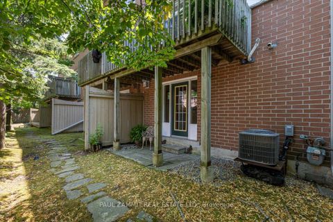 Photo 16 at 23 - 8038 Yonge Street, Uplands, Vaughan