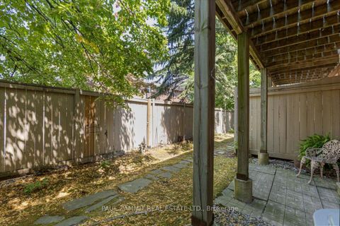 Photo 17 at 23 - 8038 Yonge Street, Uplands, Vaughan