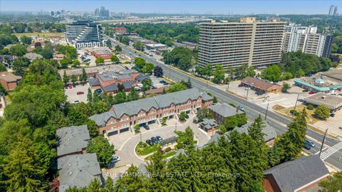 Photo 24 at 23 - 8038 Yonge Street, Uplands, Vaughan