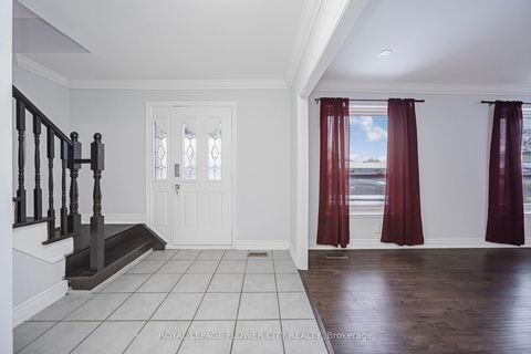 Photo 5 at 60 Lexington Avenue, Clairville, Toronto