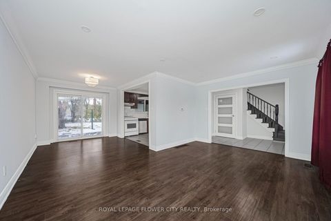Photo 7 at 60 Lexington Avenue, Clairville, Toronto