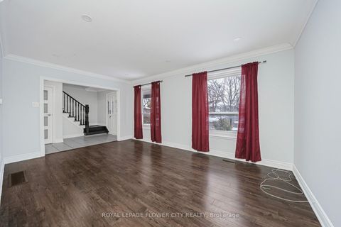 Photo 8 at 60 Lexington Avenue, Clairville, Toronto