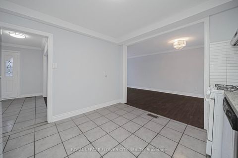 Photo 14 at 60 Lexington Avenue, Clairville, Toronto