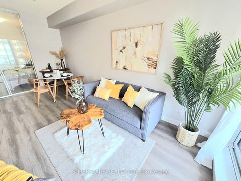 Photo 9 at 614 - 200 Sackville Street, Regent Park, Toronto