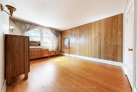 Photo 10 at 99 Glenrose Avenue, Moore Park, Toronto