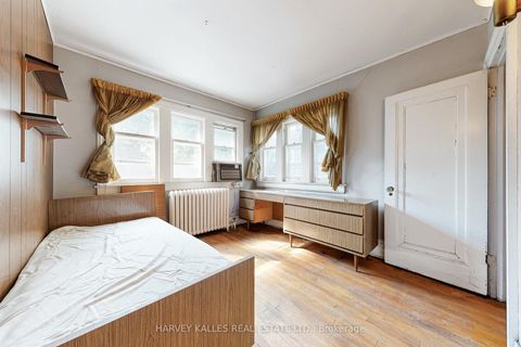 Photo 11 at 99 Glenrose Avenue, Moore Park, Toronto