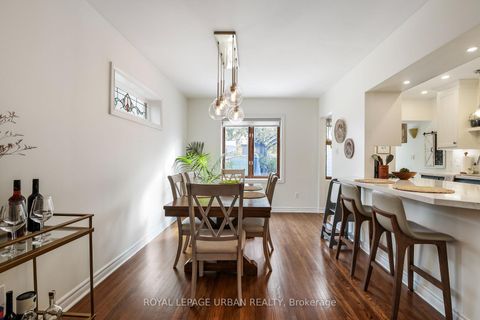 Photo 10 at 447 Milverton Boulevard, Danforth, Toronto