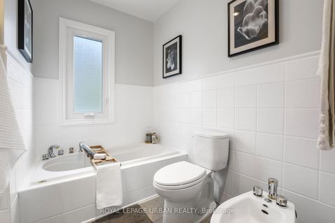 Photo 24 at 447 Milverton Boulevard, Danforth, Toronto