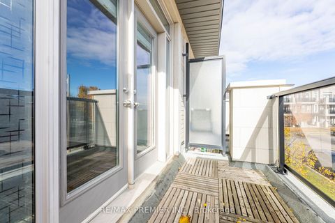 Photo 21 at 10 - 105 Kayla Crescent, Maple, Vaughan