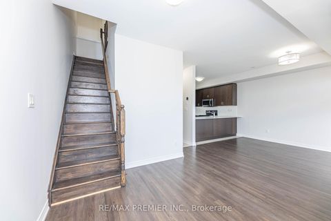 Photo 23 at 10 - 105 Kayla Crescent, Maple, Vaughan