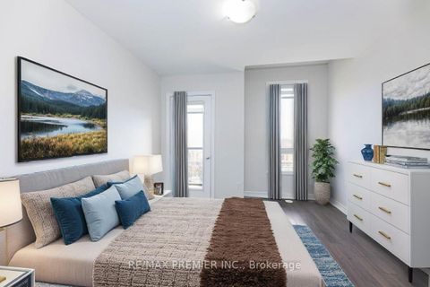 Photo 34 at 10 - 105 Kayla Crescent, Maple, Vaughan