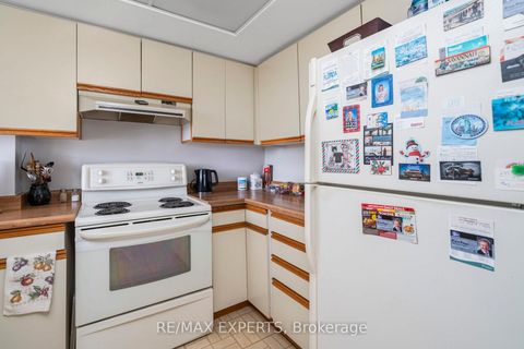 Photo 18 at 1103 - 40 Richview Road, Humber Heights, Toronto