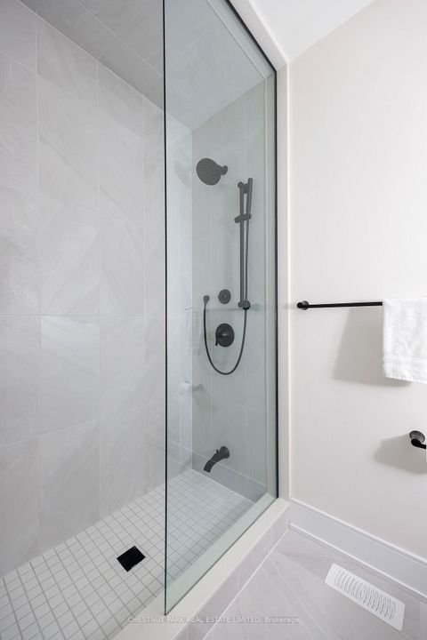 Photo 45 at 29 Limerick Street, Oak Ridges Lake Wilcox, Richmond Hill