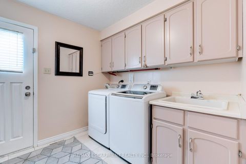 Photo 17 at 1151 Manor Road, GA Glen Abbey, Oakville