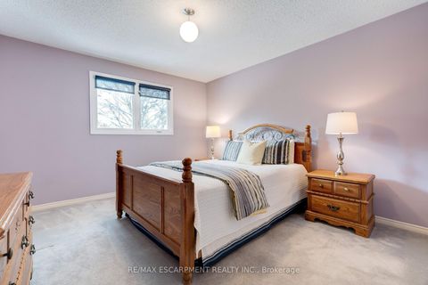 Photo 27 at 1151 Manor Road, GA Glen Abbey, Oakville