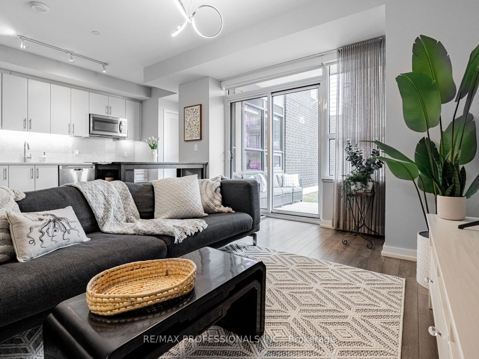 A101 - 241 Sea Ray Avenue, Rural Innisfil, Innisfil photo 1