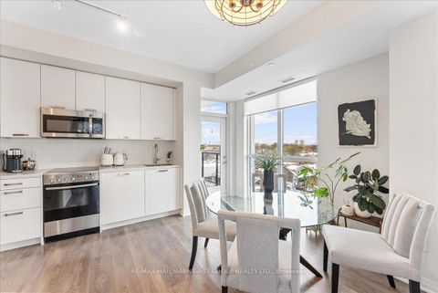 Photo 9 at 604 - 2301 Danforth Avenue, Danforth, Toronto