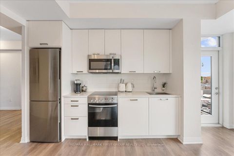 Photo 10 at 604 - 2301 Danforth Avenue, Danforth, Toronto