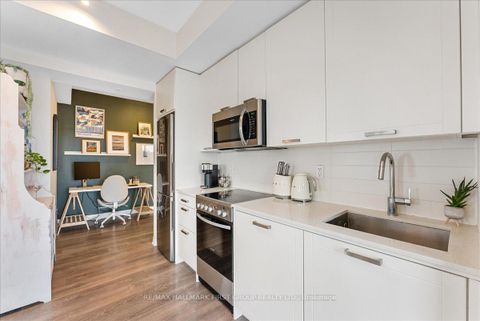 Photo 11 at 604 - 2301 Danforth Avenue, Danforth, Toronto