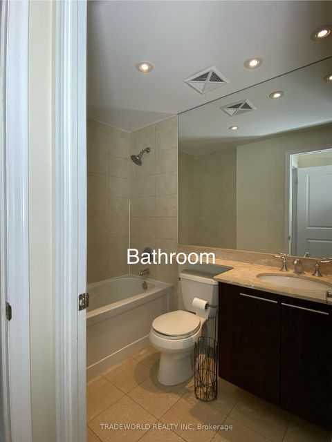 Photo 8 at 826 - 628 Fleet Street, Niagara, Toronto