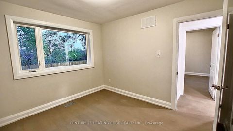 Photo 12 at 97 Lowcrest Boulevard, Sullivan, Toronto