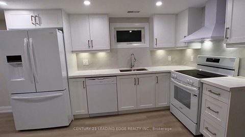 Photo 14 at 97 Lowcrest Boulevard, Sullivan, Toronto