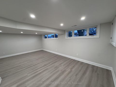 Photo 16 at 97 Lowcrest Boulevard, Sullivan, Toronto