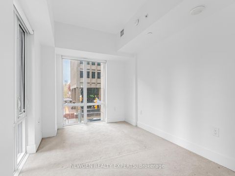 Photo 25 at 208 - 955 Bay Street, Bay Street Corridor, Toronto