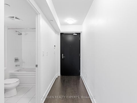 Photo 29 at 208 - 955 Bay Street, Bay Street Corridor, Toronto