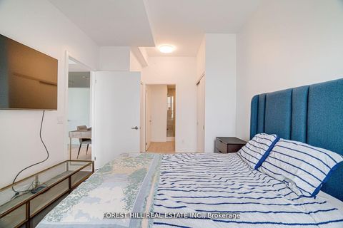 Photo 12 at 209 - 185 Alberta Avenue, Oakwood Village, Toronto