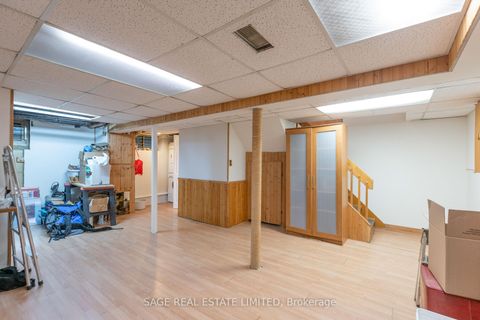 Photo 26 at 25 Willowmount Drive, Birchmount, Toronto