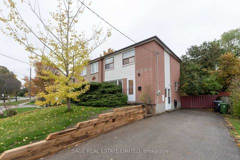 Photo 30 at 25 Willowmount Drive, Birchmount, Toronto