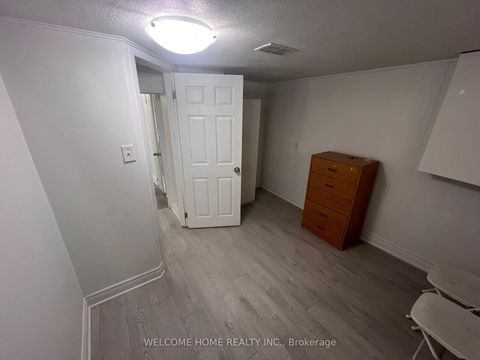 Photo 7 at 56 Ascolda Boulevard, Eglinton East, Toronto