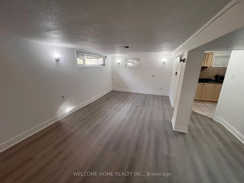 Photo 8 at 56 Ascolda Boulevard, Eglinton East, Toronto