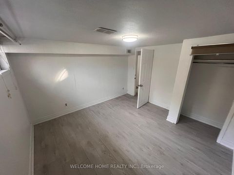 Photo 10 at 56 Ascolda Boulevard, Eglinton East, Toronto