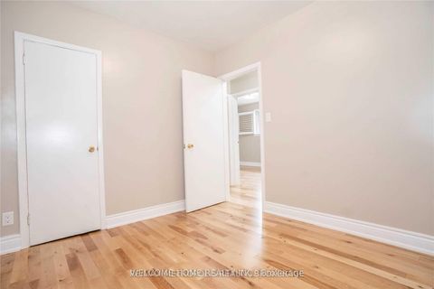 Photo 12 at 56 Ascolda Boulevard, Eglinton East, Toronto