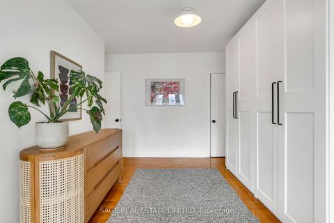 Photo 18 at 40 Kildonan Road, Danforth, Toronto